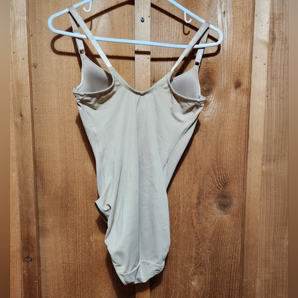 Inspirations Maidenform full torso shapewear 36C nude Lightly Padded - Picture 2 of 5